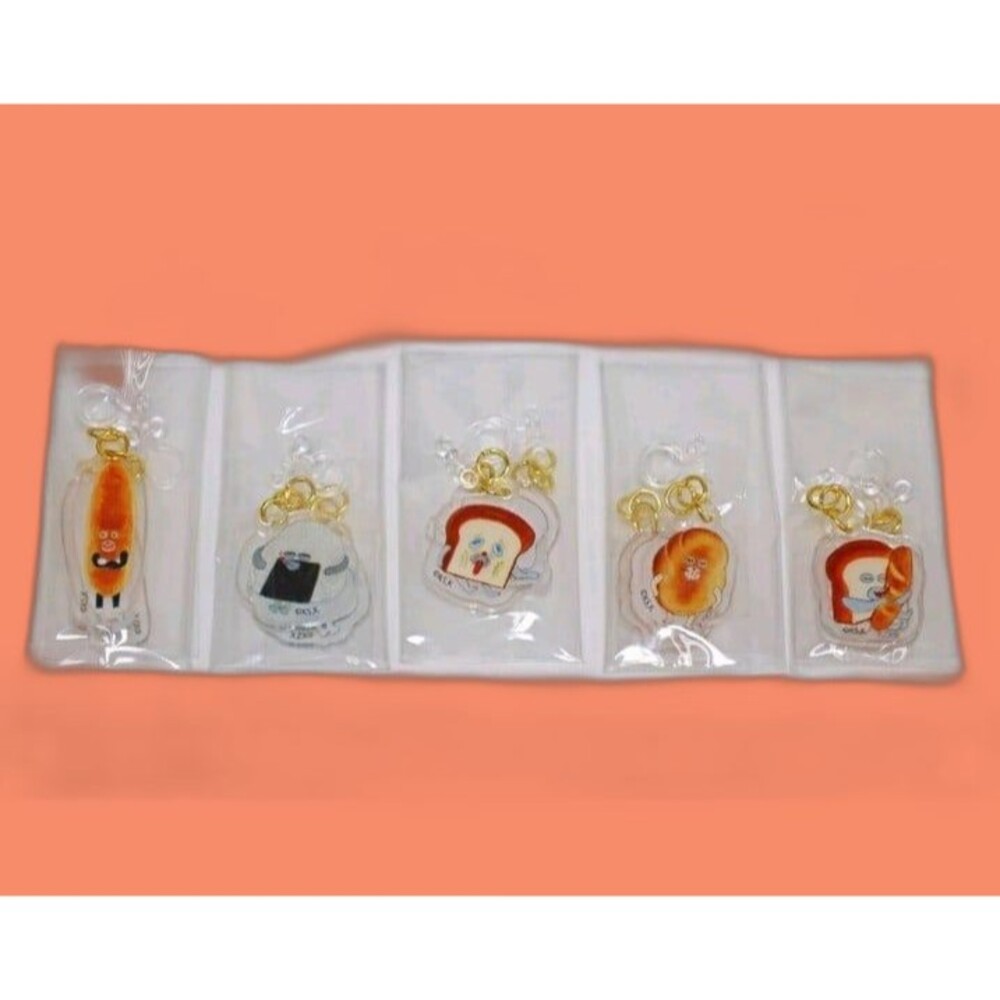 5 pairs of acrylic bread thief earrings